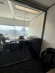 Gateway East (D7), Office #472600401